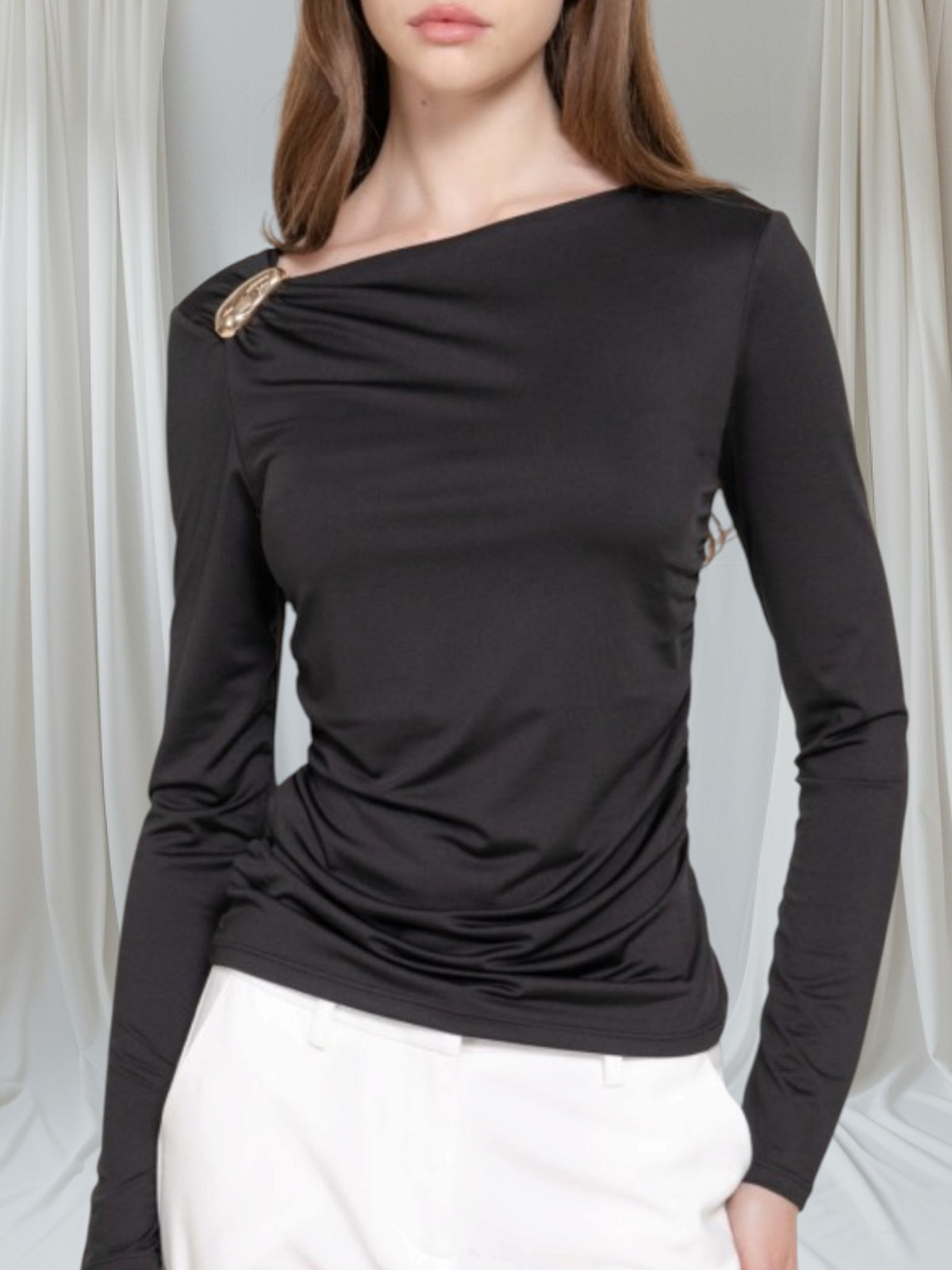 Asimmetric Long Sleeve Top